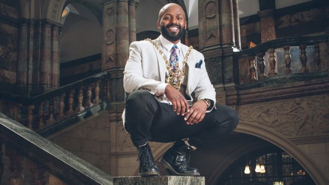 Former refugee Magid Magid becomes Sheffield's Lord Mayor